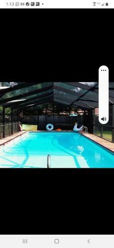 A Touch Of Madagascar In Fort Walton Beach With Heating Pool