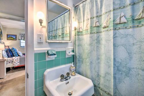 Fort Walton Beach Cottage With Private Yard!