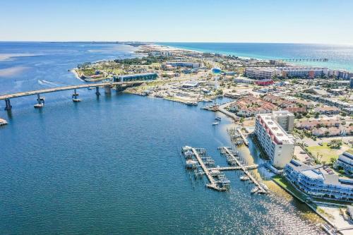 Apartamento Fort Walton Escape Bayfront Condo - Walk To Beach
