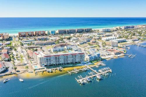 Apartamento Fort Walton Escape Bayfront Condo - Walk To Beach