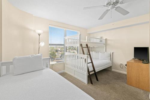 Dune Pointe 403