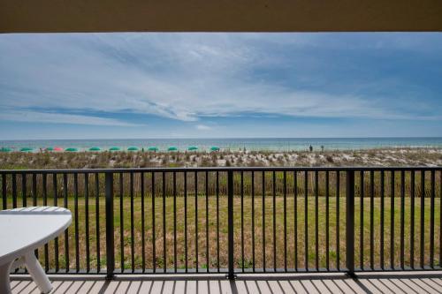 Apartamento Emerald Towers West Beachfront Condo With Heated Pool