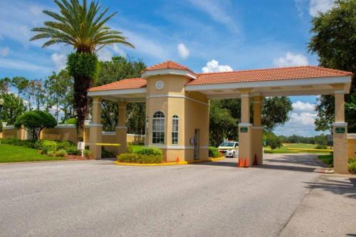 Golfer's Delight With Amazing Views Southern Dunes Home