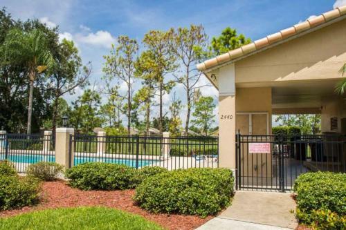 Villa Ian's Southern Dunes Vacation Home