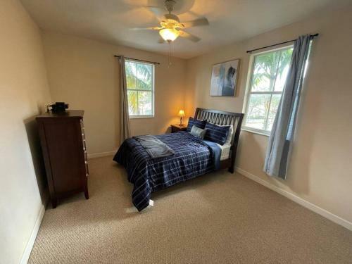 King Bed Home Near Keys, Miami Beach, Everglades