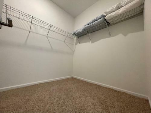 New 3br Spacious & Lux Beach House Theme By Air Base Miami