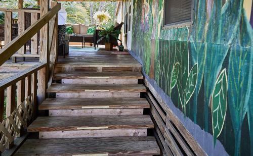 Hostal Room In Bb - Pleasant Days Bb Tropical Master Suite