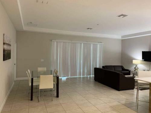 1634bd3ba Nice Villa With Pool Close Legoland