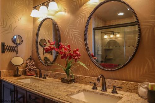 Hibiscus Pointe 764 By Kathy Nesbit Vacations