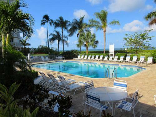 Estero Beach & Tennis 503c By Kathy Nesbit Vacations