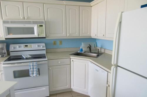 Estero Beach & Tennis 503c By Kathy Nesbit Vacations