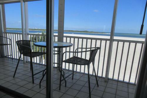 Castle Beach 302 By Kathy Nesbit Vacations