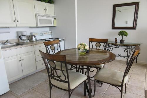 Estero Beach & Tennis 608b By Kathy Nesbit Vacations