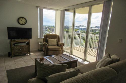 Estero Beach & Tennis 608b By Kathy Nesbit Vacations