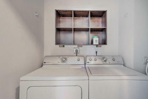 Coastal Jupiter Oasis Less Than 3 Miles To Beaches!