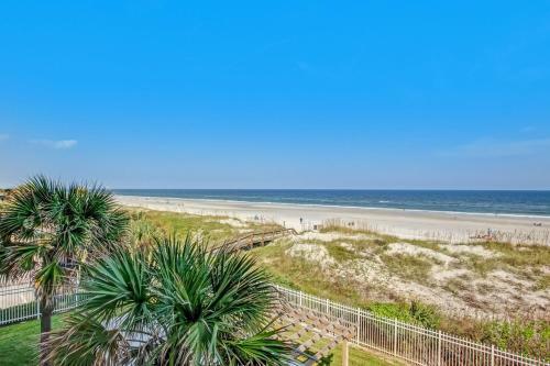 Apartamento Direct Oceanfront Condo - Large Pool - Steps To Beach - Sleeps 6