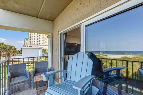 Apartamento Relaxing Condo On Oceanfront - Hear The Waves - Pool -sleeps 6