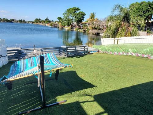 3/2 Lake House - Water Activities And Docking Area 2