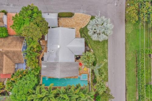 Walk To Las Olas Blvd-heated Private Pool Hot Tub Home