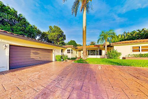 Tropical Oasis Retreat