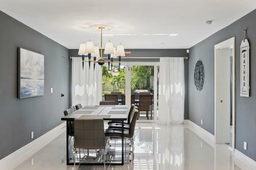 Villa 4100 Hyde Cove Of Oakland Park