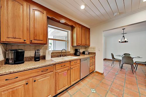Coral Ridge Hideaway