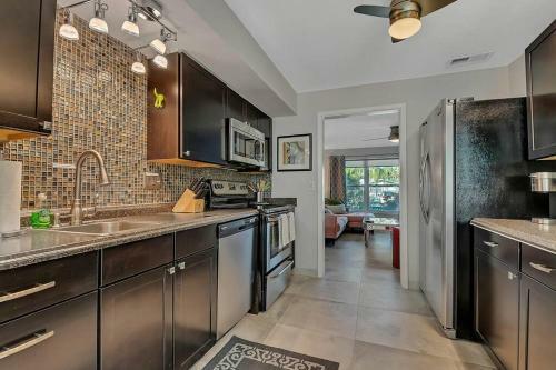 Wilton Manors Cottage West 2 Bed 2 Bath W/own Pool