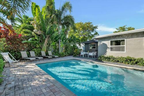 Wilton Manors Cottage West 2 Bed 2 Bath W/own Pool