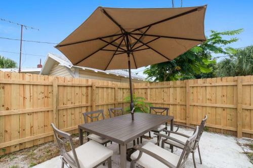 Apartamento Historic Lake Worth Escape - Entire Home