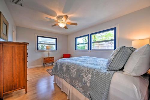 Sunny Largo Retreat 6 Mi To Sand Key Beach!