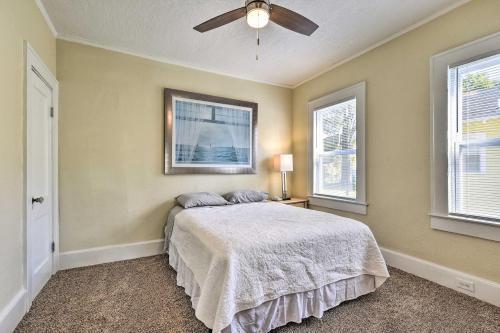 Charming And Central Jacksonville Home With Porch