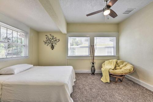 Charming And Central Jacksonville Home With Porch