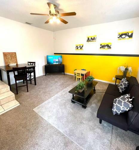 Secluded+spacious 4brfamily Home+self-checkin+wifi
