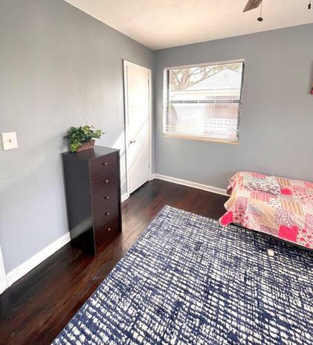 Secluded+spacious 4brfamily Home+self-checkin+wifi