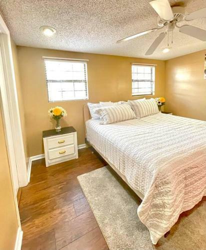Secluded+spacious 4brfamily Home+self-checkin+wifi