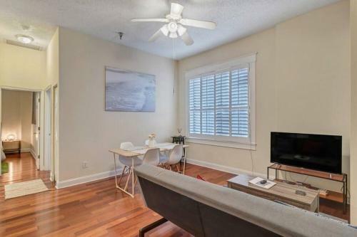 Apartamento Lt Stay Discounts! Cozy 2 Br Apt - Pet Friendly!
