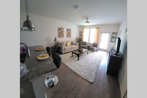 Jacksonville's Finest Luxury Apartment Home