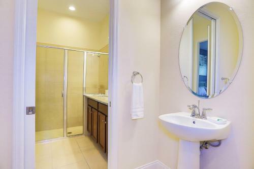 Splendid Four Bedroom Home W/ Pool @festival 154