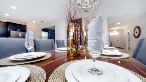 Brand New Luxury Pool Villa With Themed Rooms- 8811ic