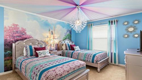 Brand New Luxury Pool Villa With Themed Rooms- 8811ic