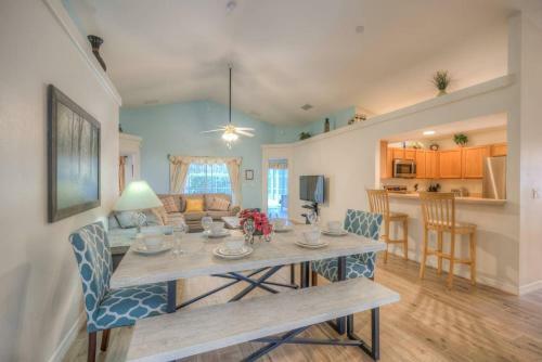 Sunnyside Villa Near Disney Private Pool 8 Guests