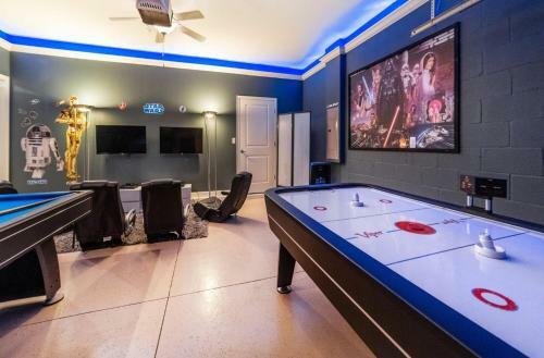 Penthouse Retreat At Champion Gates