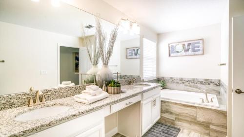 Children's Themed Rooms & Private Pool Spa Villa
