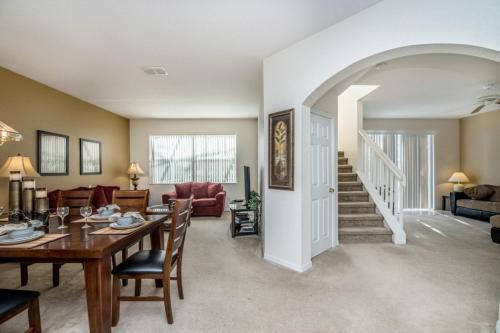 Private 5 Bedroom Villa With Conservation View Home