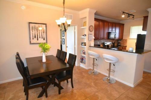 Apartamento Bella Piazza Resort - 3 Bedroom Condo Condo