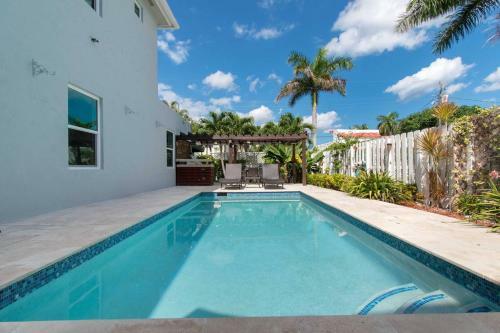Hollywood Dream House - 5 Bedroom With A Pool