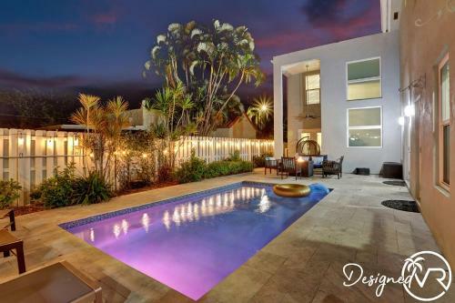 Hollywood Dream House - 5 Bedroom With A Pool