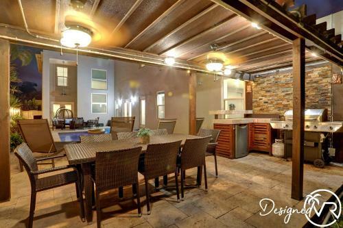 Hollywood Dream House - 5 Bedroom With A Pool
