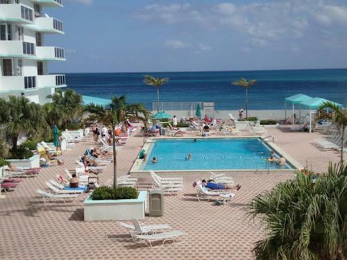 Apartamento Amazing 2br 2ba Newly Reno Beachfront Apt W/beach View