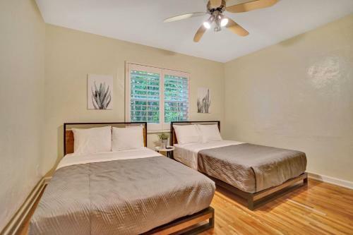 Tropical 3 Bedroom Villa With Heated Pool Mins To Beach